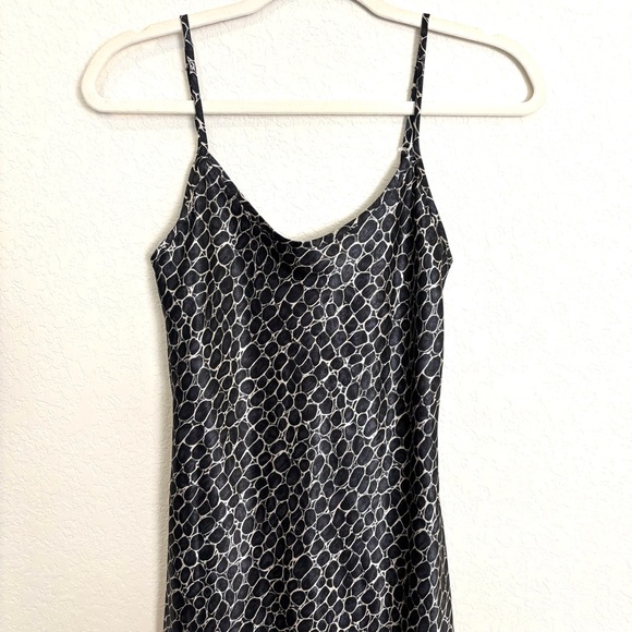 Y2K Jones New York Satin Animal Print Slip Dress Nightgown Women’s Size Small - Picture 3 of 13